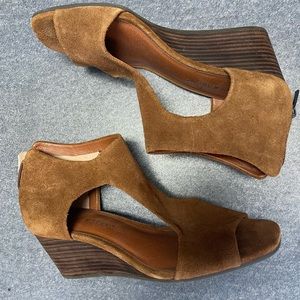 Lucky Brand Brown Suede wedge Sandals